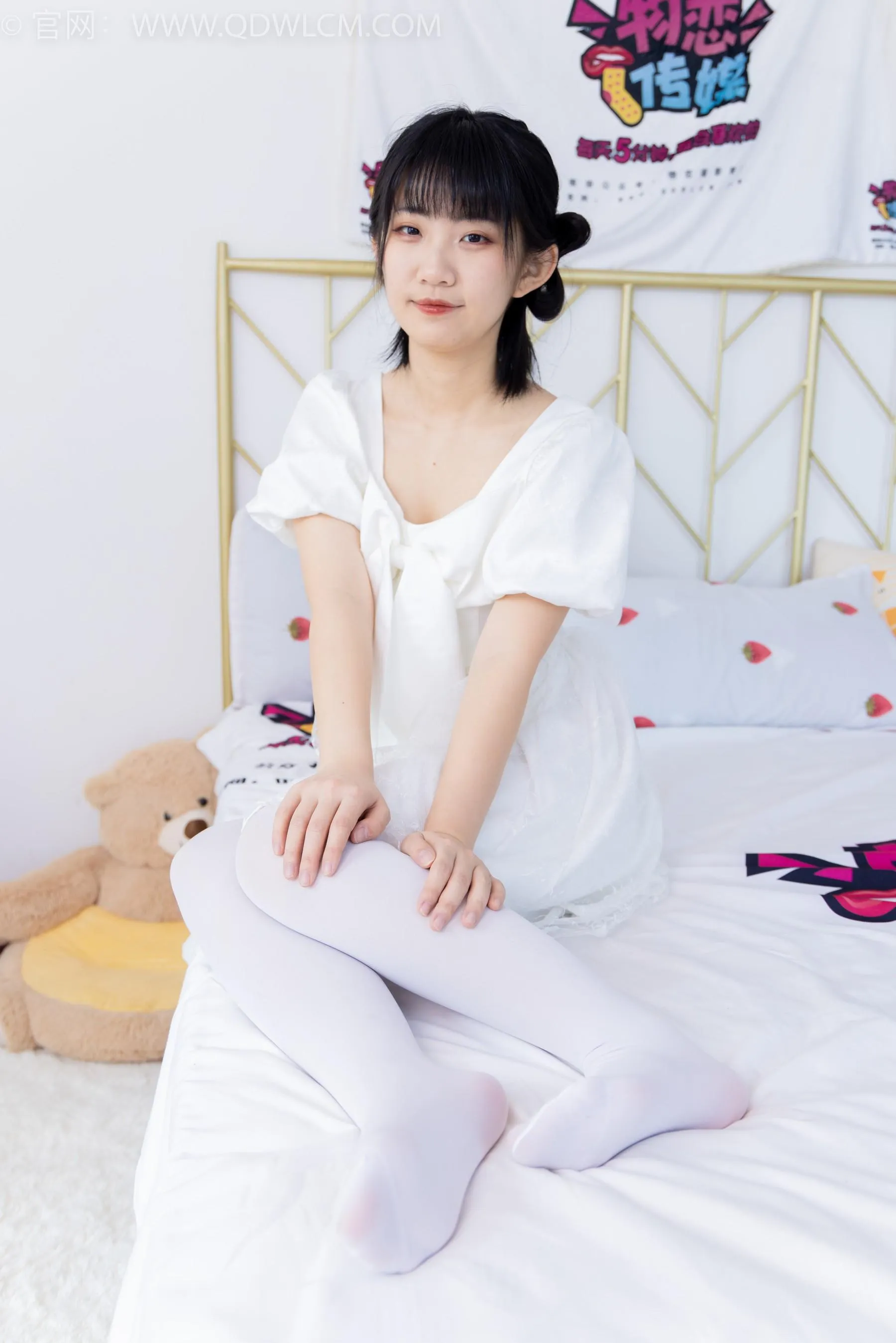 物恋传媒 NO.1581 暗月-纯白茉莉 [151P]插图1